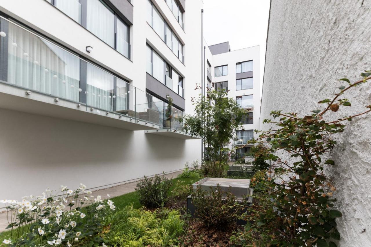 Andel Design Duplex, Ac, Garage Apartman Prága Kültér fotó